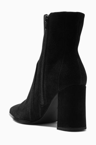 Kickflare Heel Boots